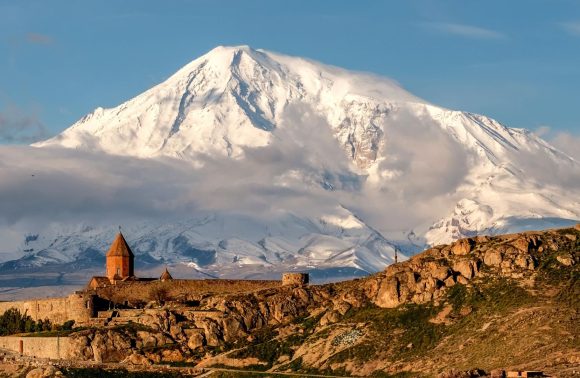 Uspon na najvišu planinu Turske – Ararat 5 137 m – 5.08.-13.08.2023.