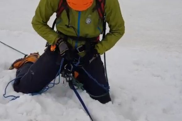 Spasavanje palog u ledenjacku pukotinu 5