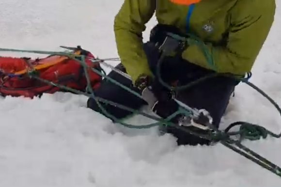 Spasavanje palog u ledenjacku pukotinu 6