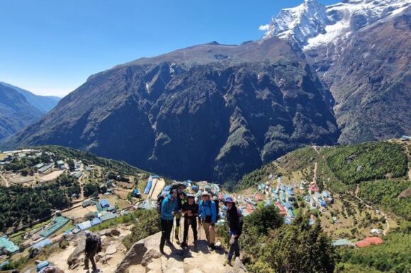 Iznad Namche Bazaara