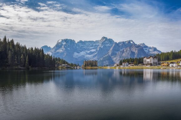 Panoramic shot of the Lake Lago di Misurina with reflections in the Italian Alps